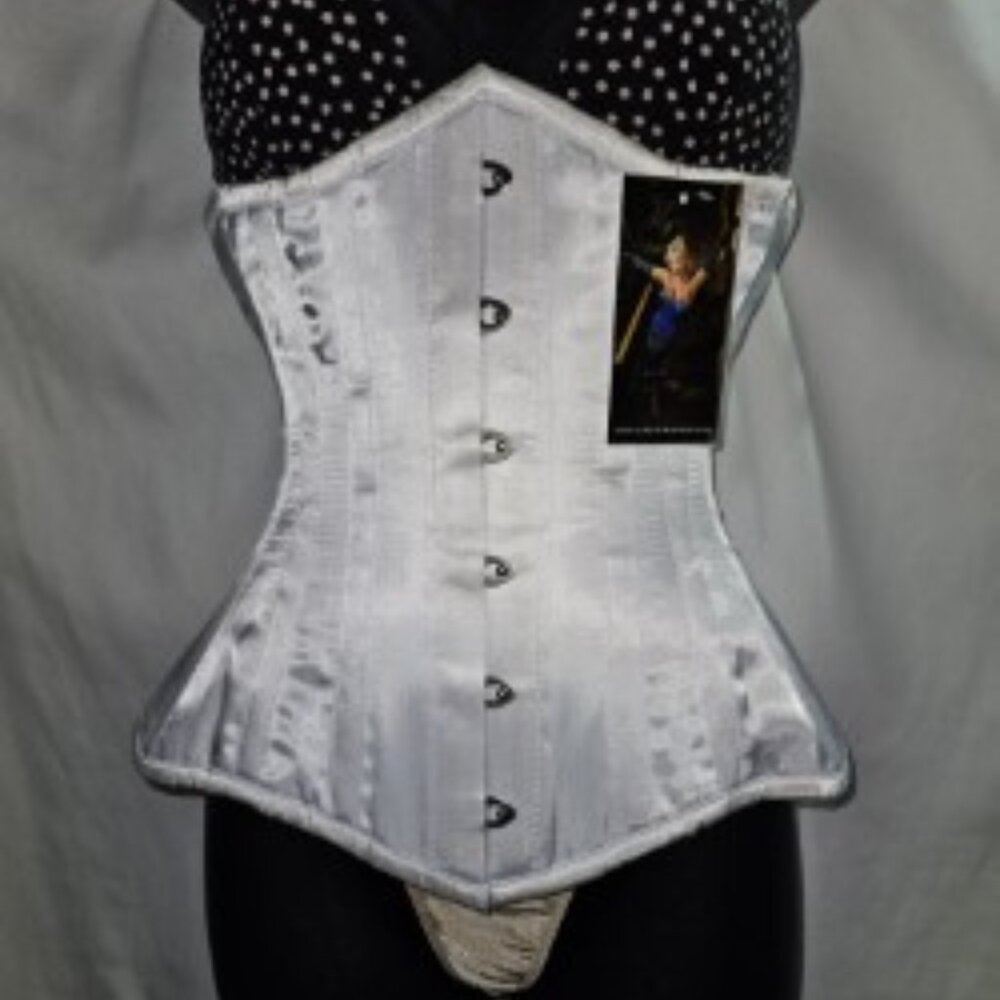 SALE 20"/XS WHITE EMPRESS HANDMADE LONG TALL UNDER BUST TIGHT LACING CORSET